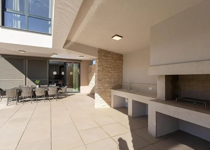 Vikendica Gorgeous In *