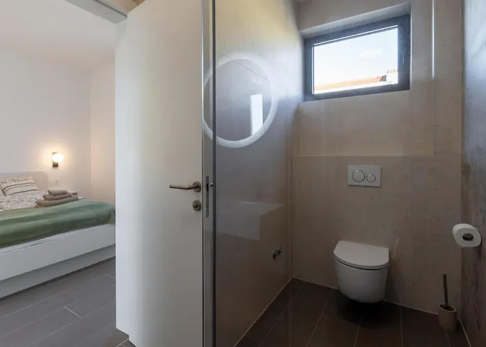 Gorgeous In Vikendica *